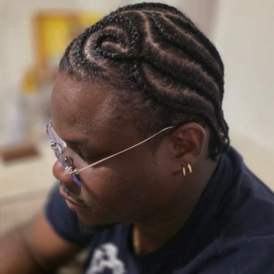 Cornrows homme réalisées par Natty by Nature, coiffeuse freelance Île-de-France